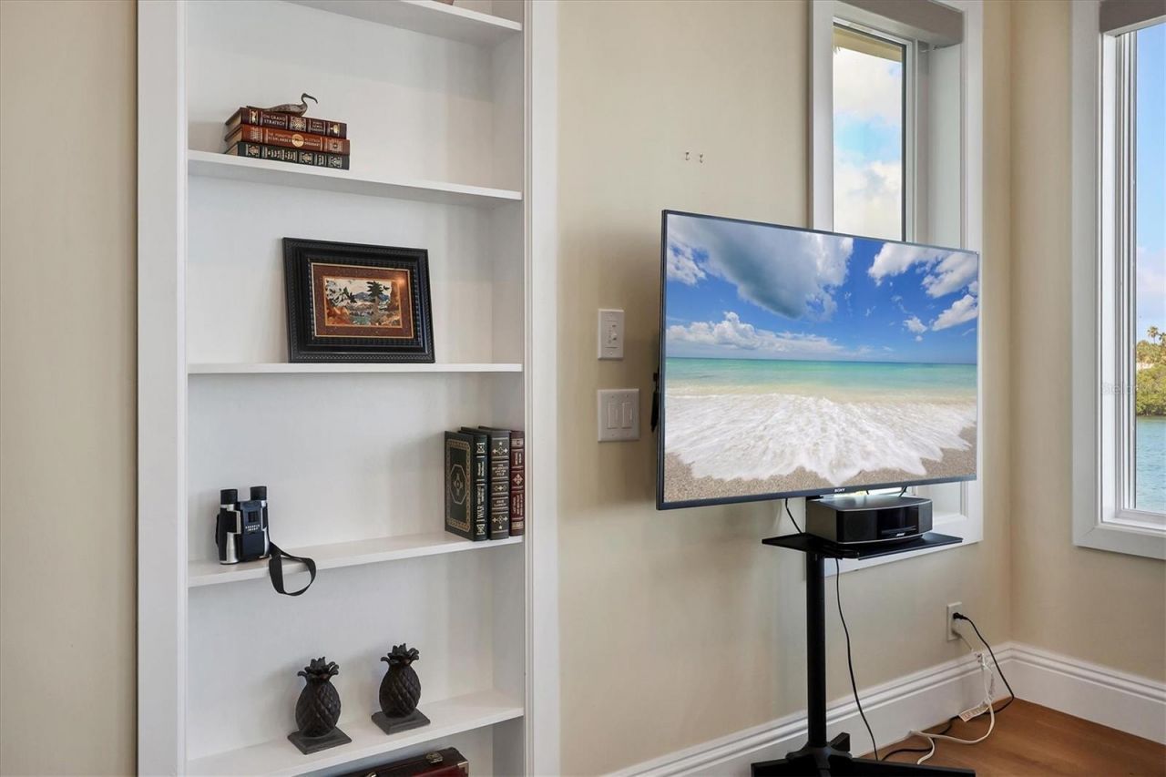 559 Bob Hope Drive, Nokomis, FL 34275 Photo