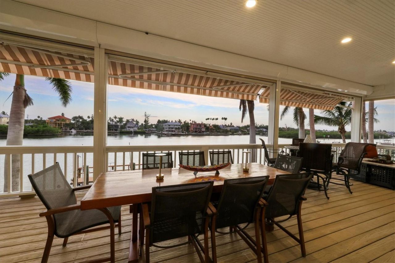 559 Bob Hope Drive, Nokomis, FL 34275 Photo