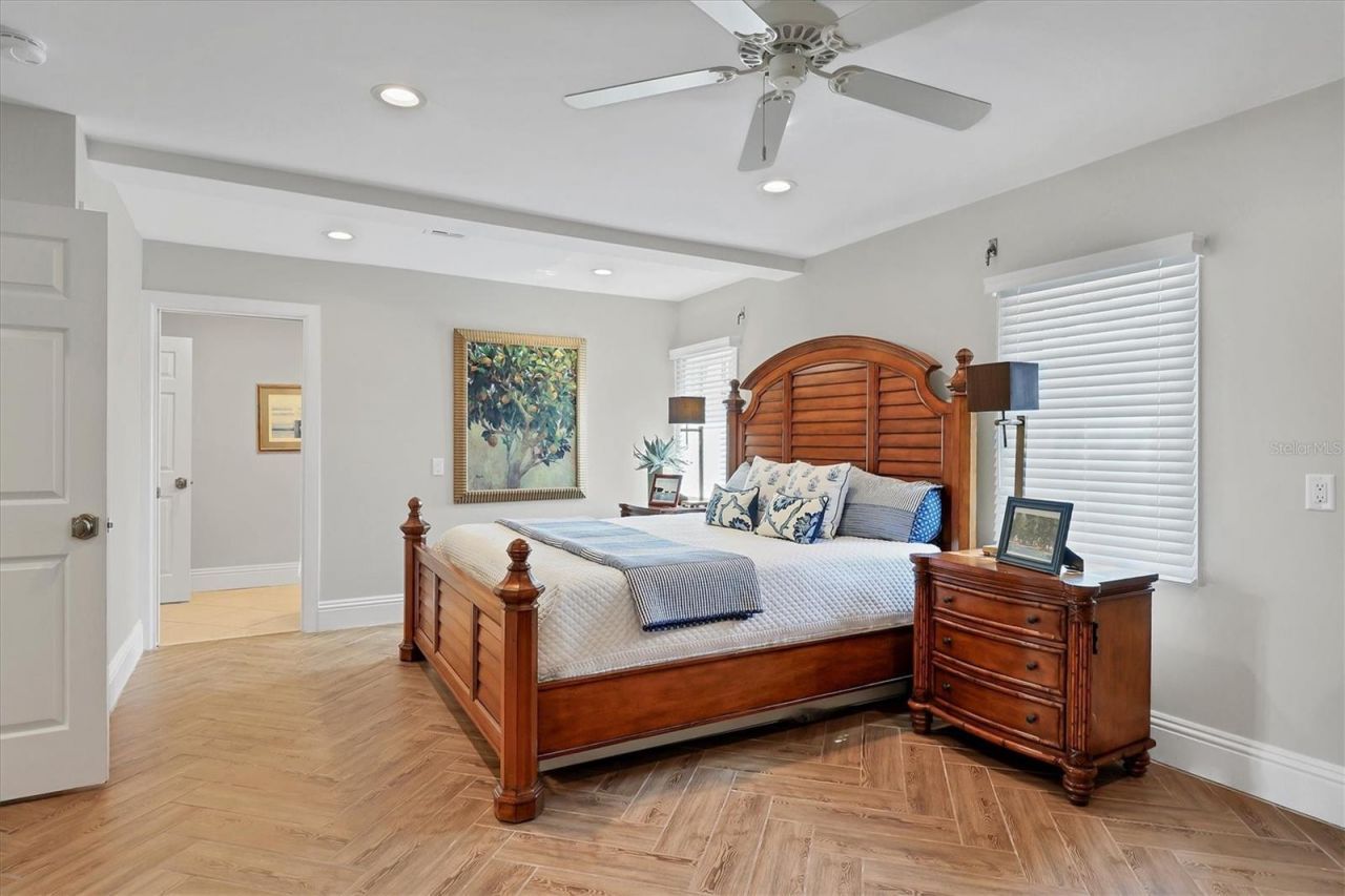 559 Bob Hope Drive, Nokomis, FL 34275 Photo