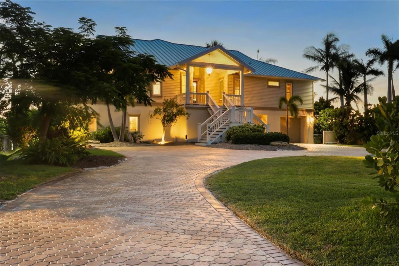 559 Bob Hope Drive, Nokomis, FL 34275 Photo