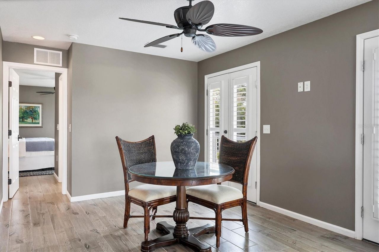 559 Bob Hope Drive, Nokomis, FL 34275 Photo