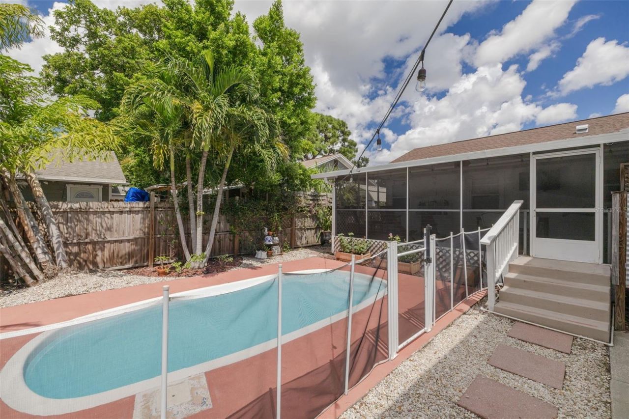 2400 9th Avenue N, Saint Petersburg, FL 33713 Photo