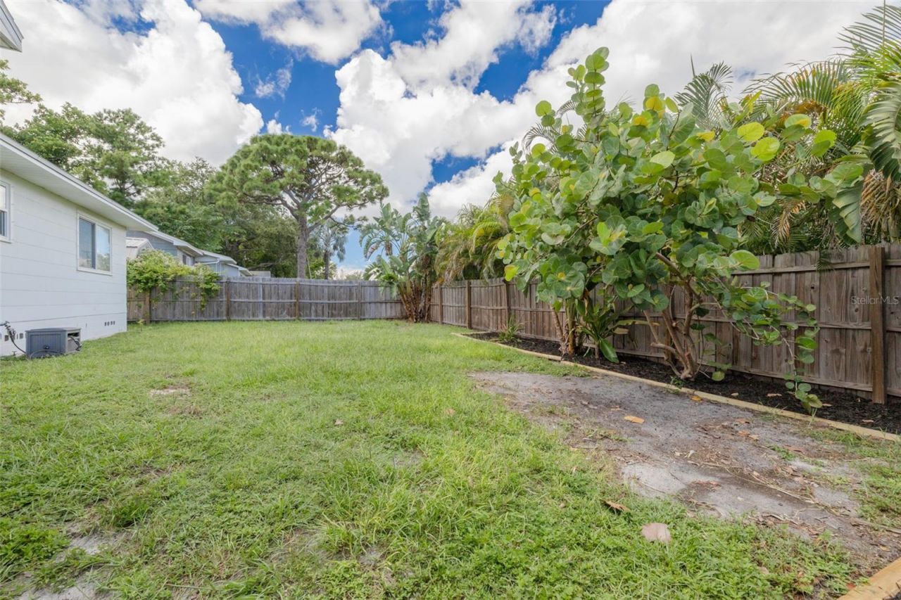 2400 9th Avenue N, Saint Petersburg, FL 33713 Photo