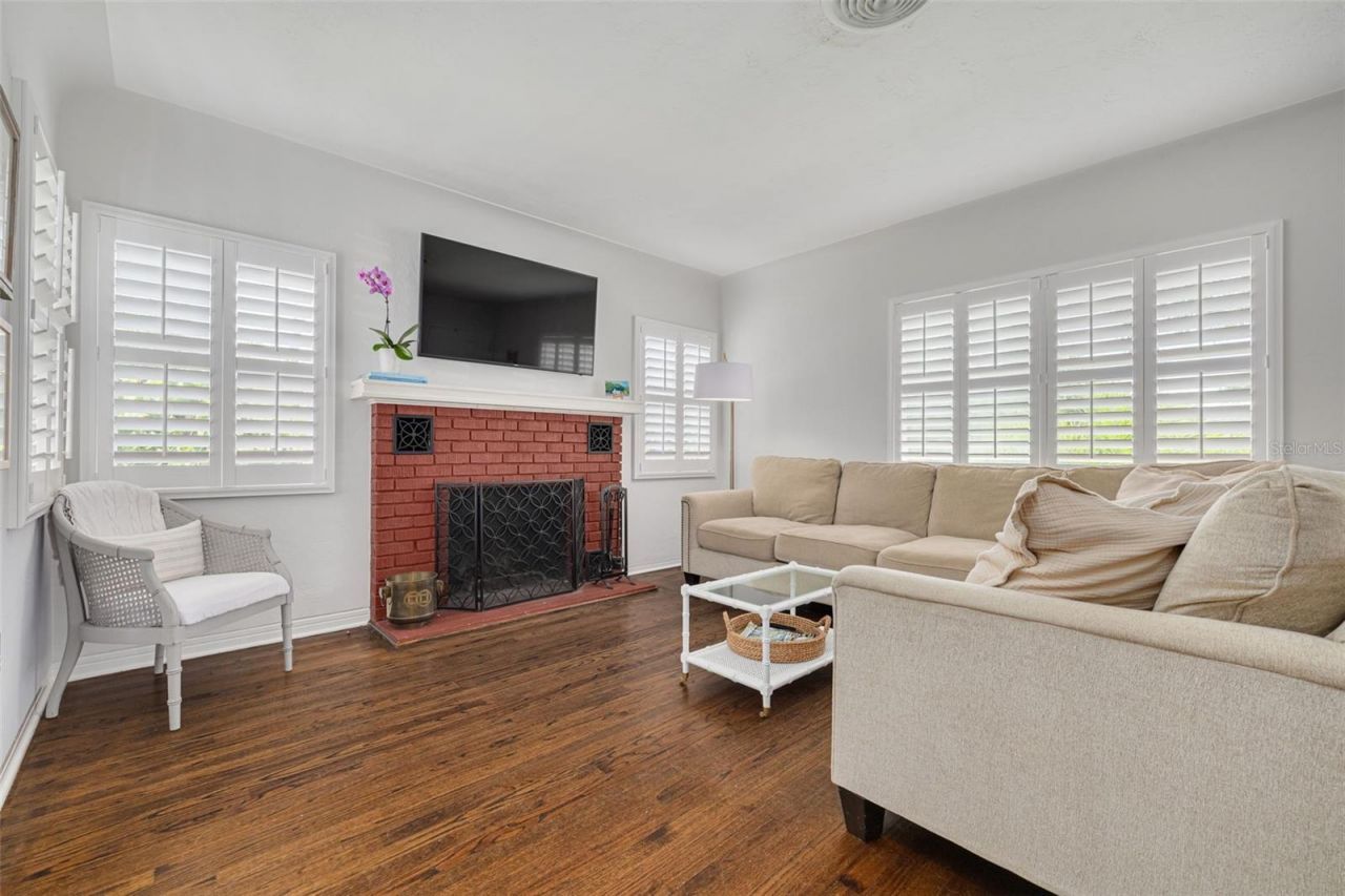 2400 9th Avenue N, Saint Petersburg, FL 33713 Photo