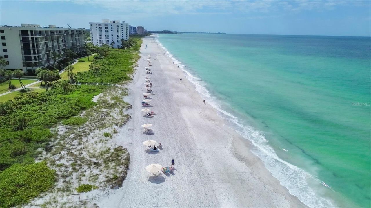 1105 Gulf Of Mexico Drive, Unit 402, Longboat Key, FL 34228 Photo