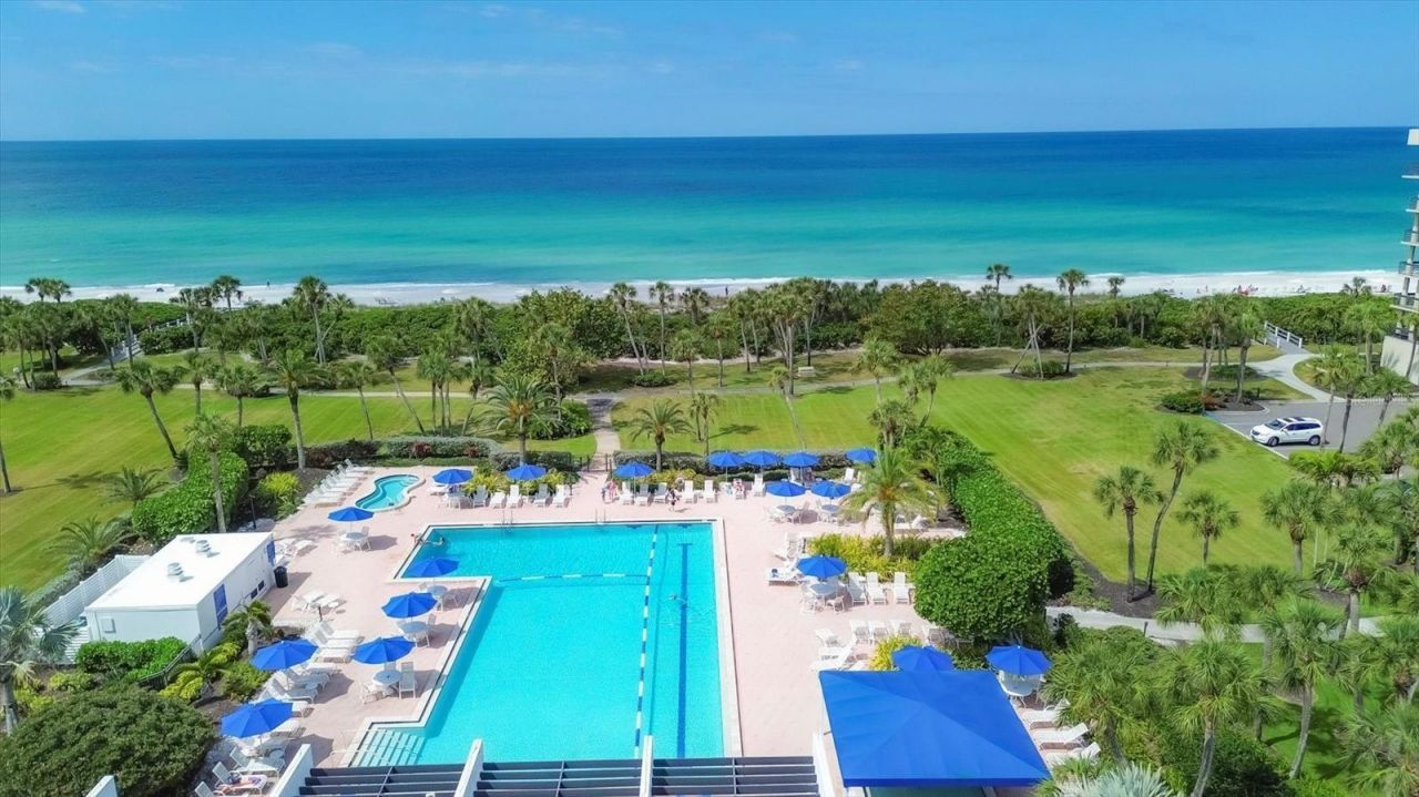 1105 Gulf Of Mexico Drive, Unit 402, Longboat Key, FL 34228 Photo