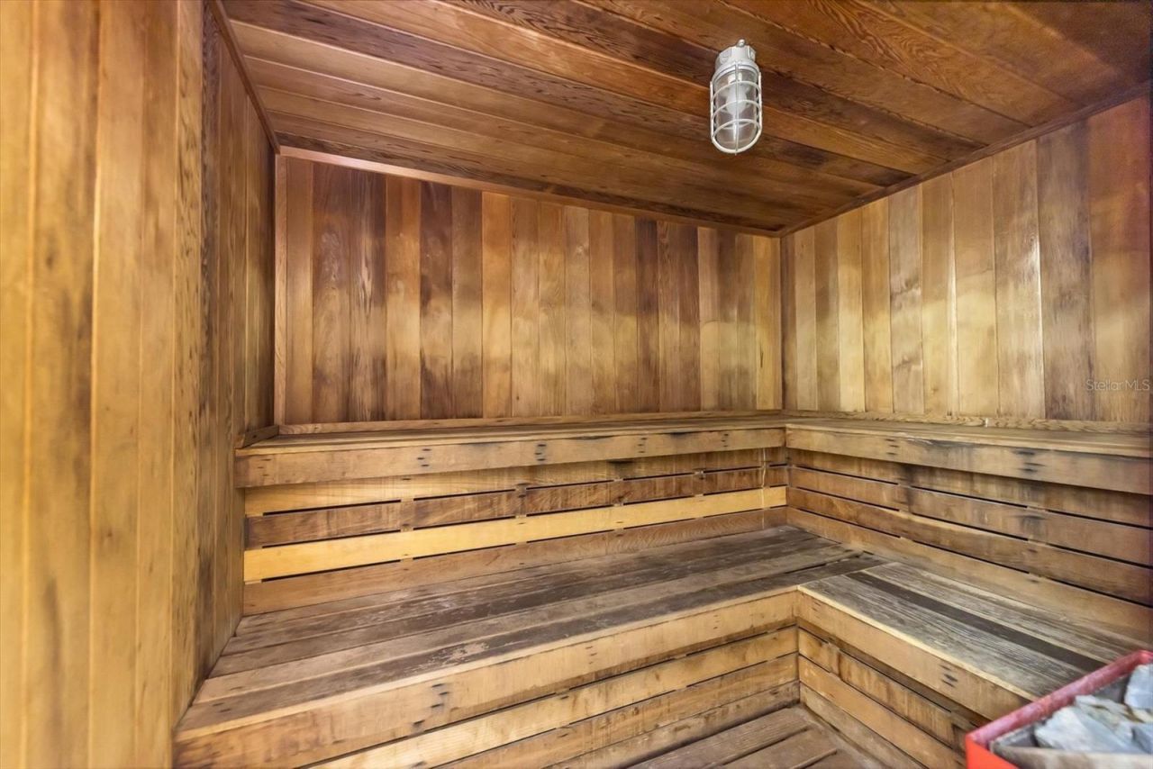 1105 Gulf Of Mexico Drive, Unit 402, Longboat Key, FL 34228 Photo