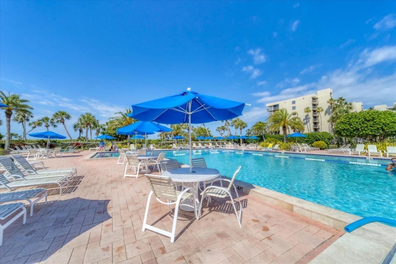 1105 Gulf Of Mexico Drive, Unit 402, Longboat Key, FL 34228 Photo