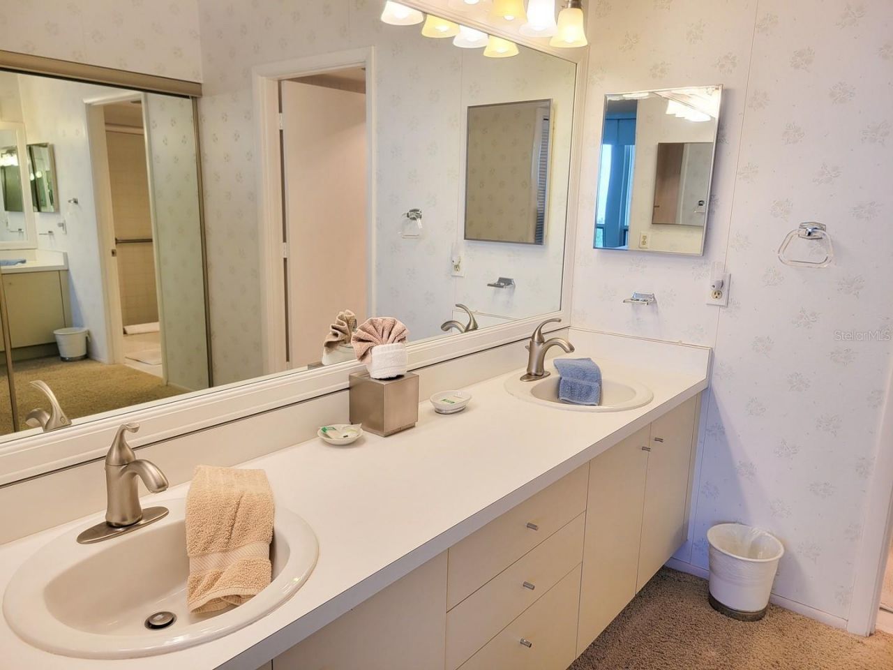 1105 Gulf Of Mexico Drive, Unit 402, Longboat Key, FL 34228 Photo