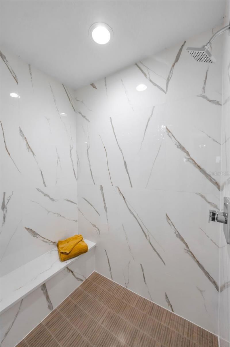 17745 Gulf Boulevard, Unit 202, Redington Shores, FL 33708 Photo