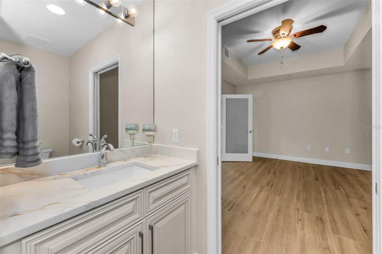 17745 Gulf Boulevard, Unit 202, Redington Shores, FL 33708 Photo