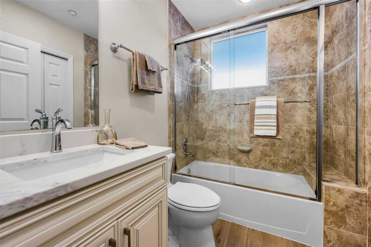 17745 Gulf Boulevard, Unit 202, Redington Shores, FL 33708 Photo