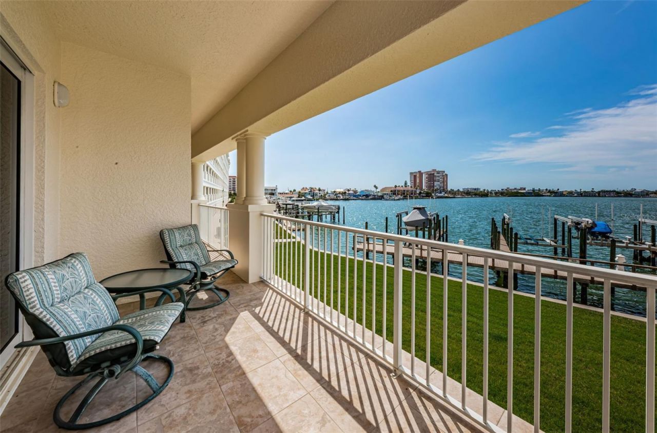 17745 Gulf Boulevard, Unit 202, Redington Shores, FL 33708 Photo