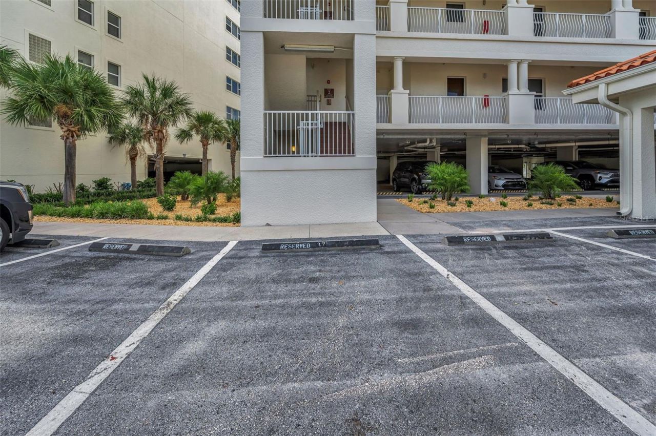 17745 Gulf Boulevard, Unit 202, Redington Shores, FL 33708 Photo