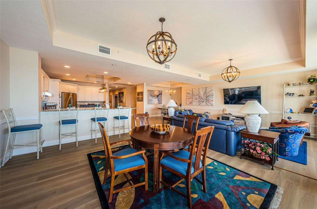 17745 Gulf Boulevard, Unit 202, Redington Shores, FL 33708 Photo