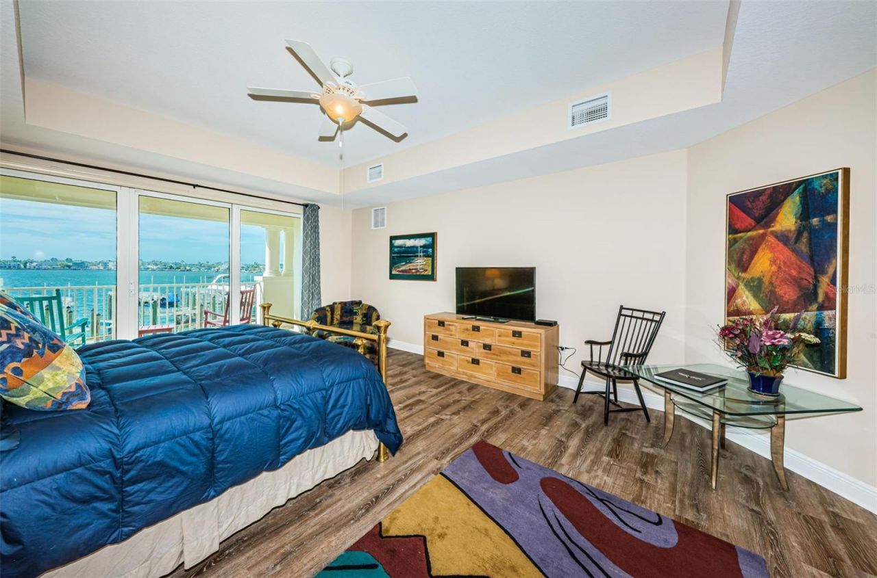 17745 Gulf Boulevard, Unit 202, Redington Shores, FL 33708 Photo