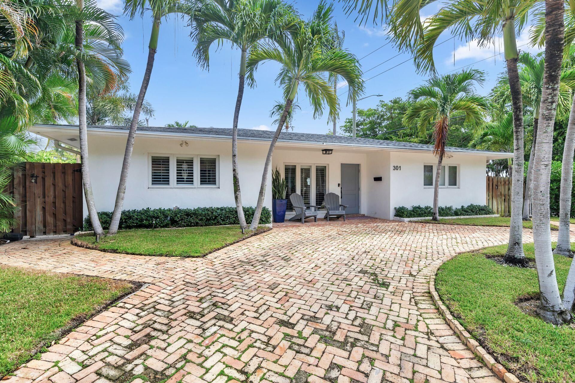 301 Edgewood Drive, West Palm Beach, FL 33405 Photo