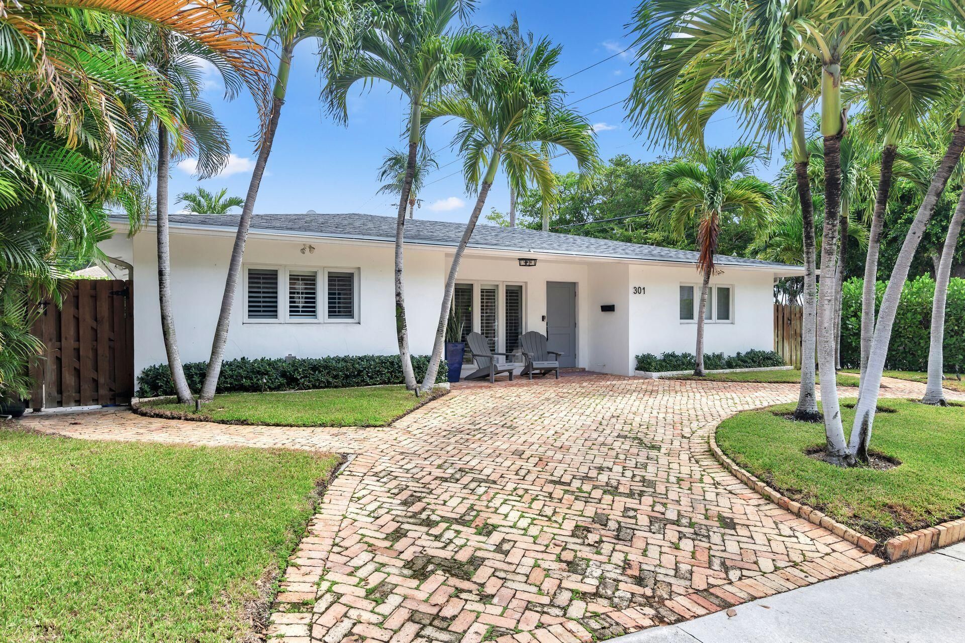301 Edgewood Drive, West Palm Beach, FL 33405 Photo