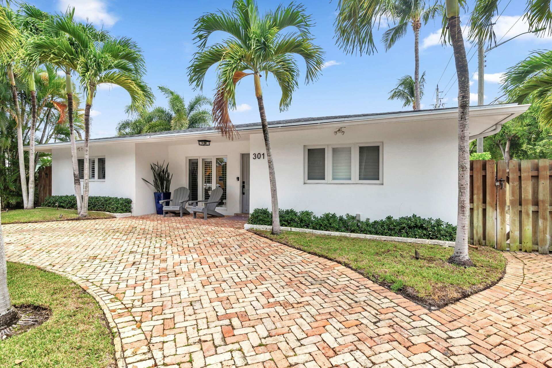 301 Edgewood Drive, West Palm Beach, FL 33405 Photo