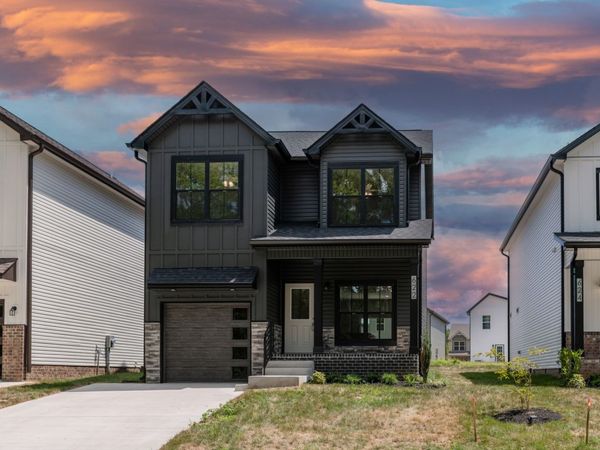622 Southern Pass Run, Clarksville, TN 37043