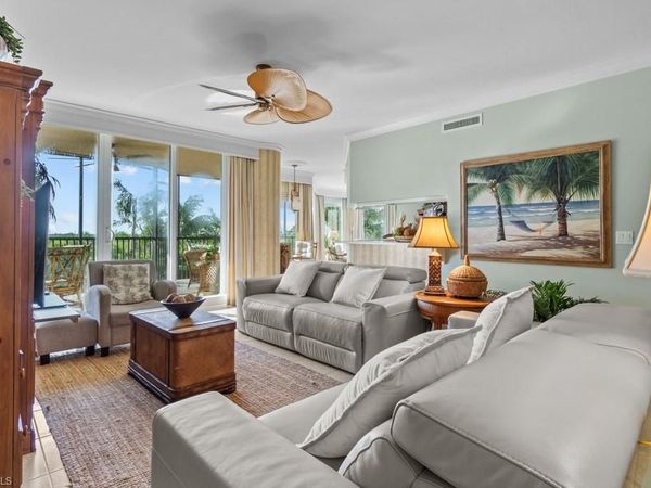 1060 Borghese LN, Unit 205, NAPLES, FL 34114