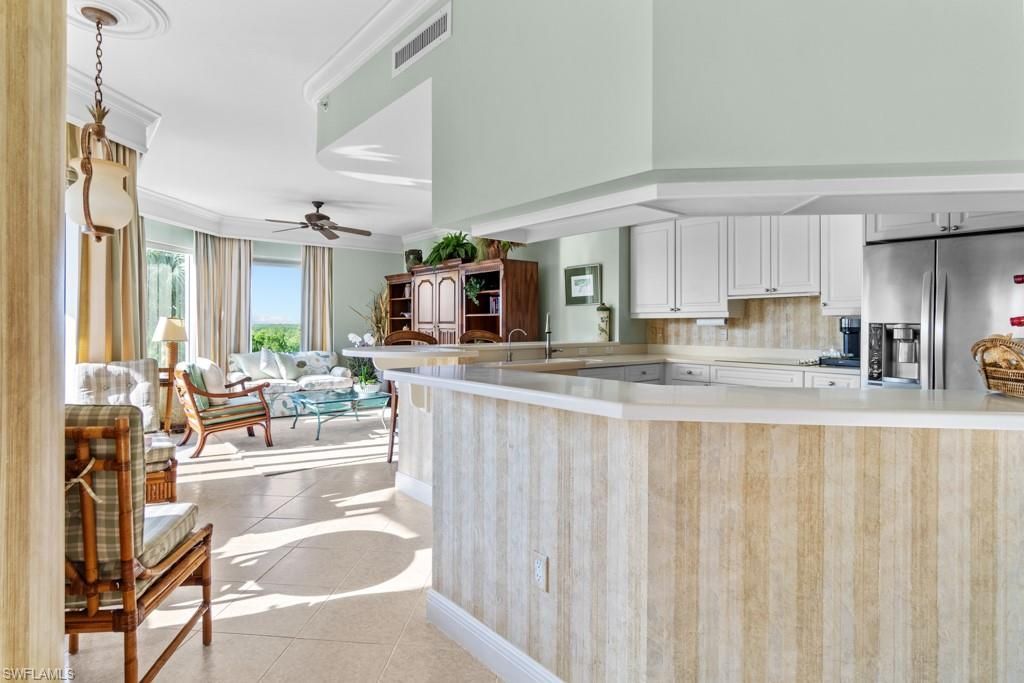 1060 Borghese Ln, Unit 205, Naples, FL 34114 Photo