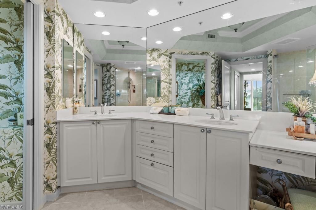 1060 Borghese Ln, Unit 205, Naples, FL 34114 Photo