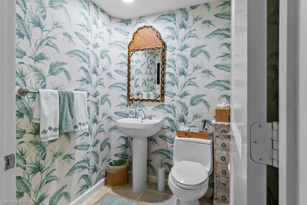 1060 Borghese Ln, Unit 205, Naples, FL 34114 Photo