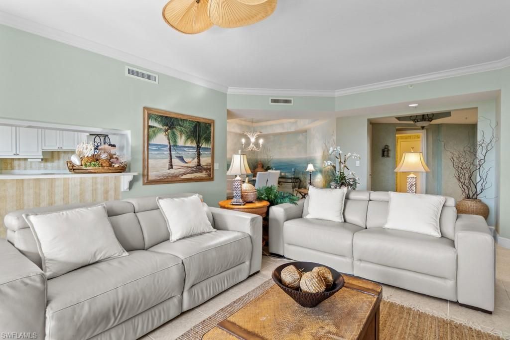1060 Borghese Ln, Unit 205, Naples, FL 34114 Photo