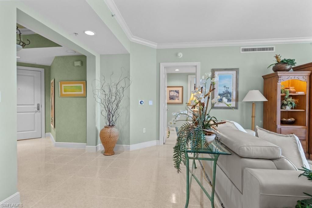 1060 Borghese Ln, Unit 205, Naples, FL 34114 Photo