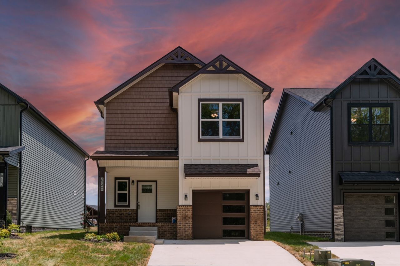 620 Southern Pass Run, Clarksville, TN 37043 Main Photo