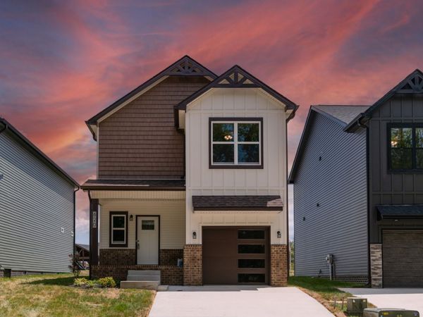 620 Southern Pass Run, Clarksville, TN 37043