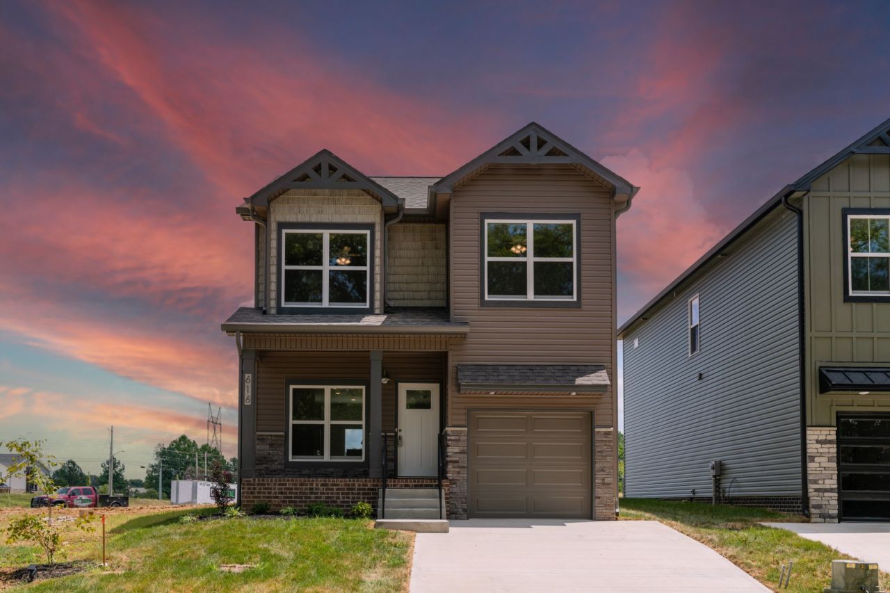 616 Southern Pass Run, Clarksville, TN 37043 Main Photo