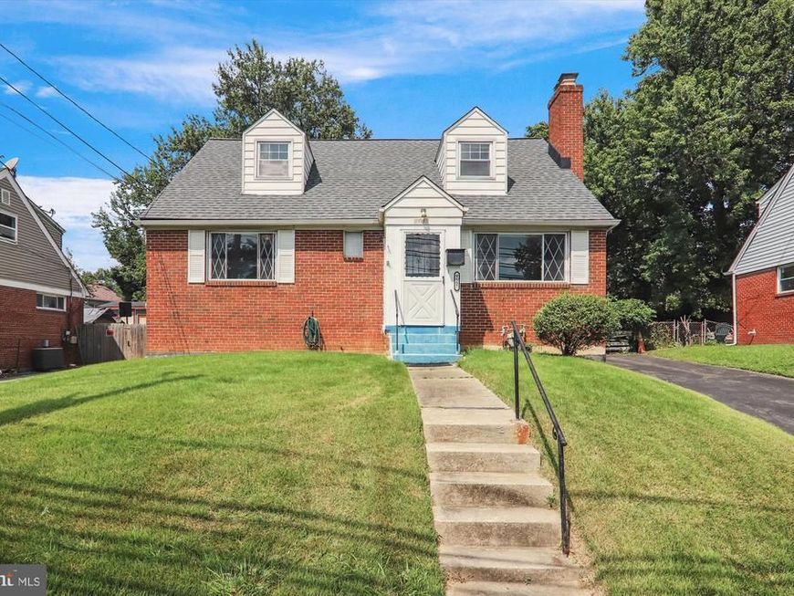 9507 Adelphi Road, Silver Spring, MD 20903 Main Photo