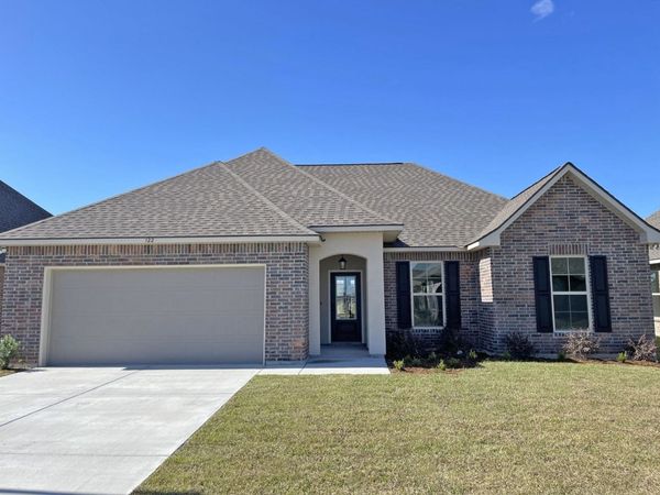 122 Marie Claire Dr, Houma, LA 70364
