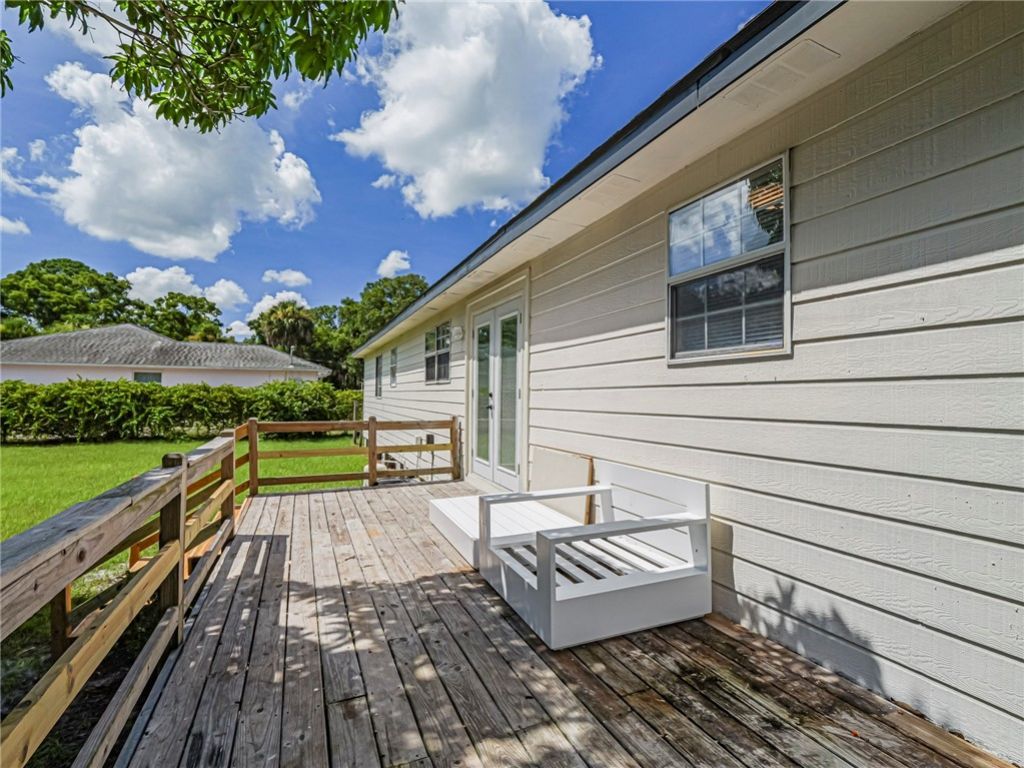 8920 66th Avenue, Sebastian, FL 32958 Photo