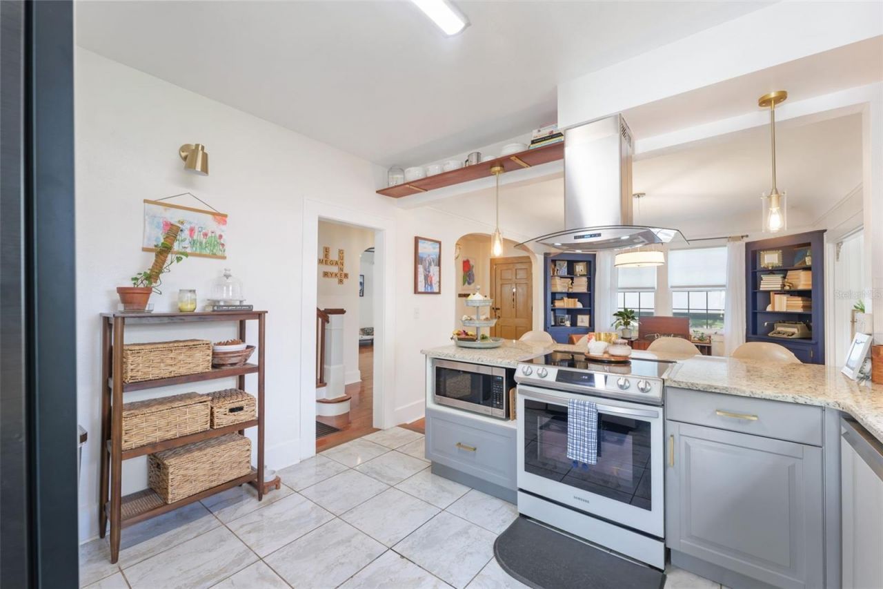 4805 16th Street N, Saint Petersburg, FL 33703 Photo