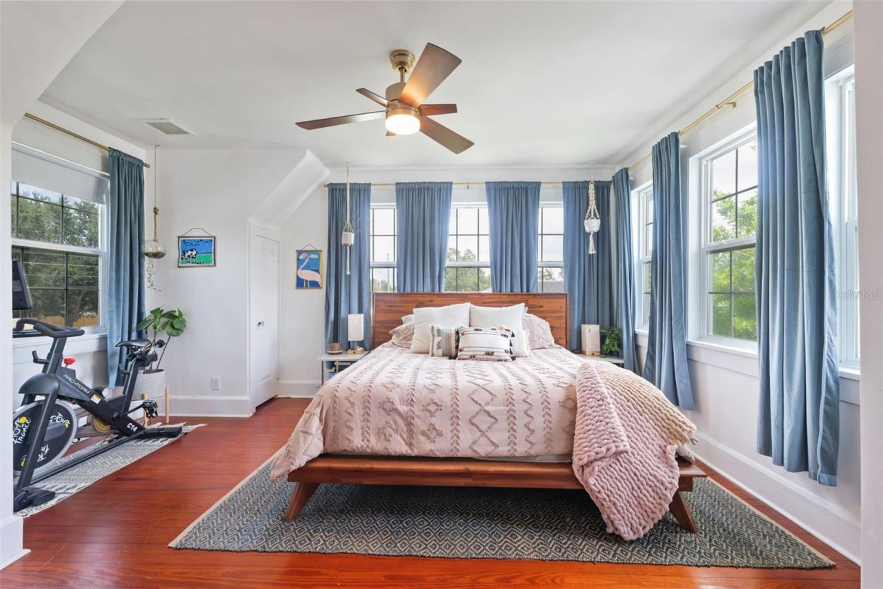 4805 16th Street N, Saint Petersburg, FL 33703 Photo