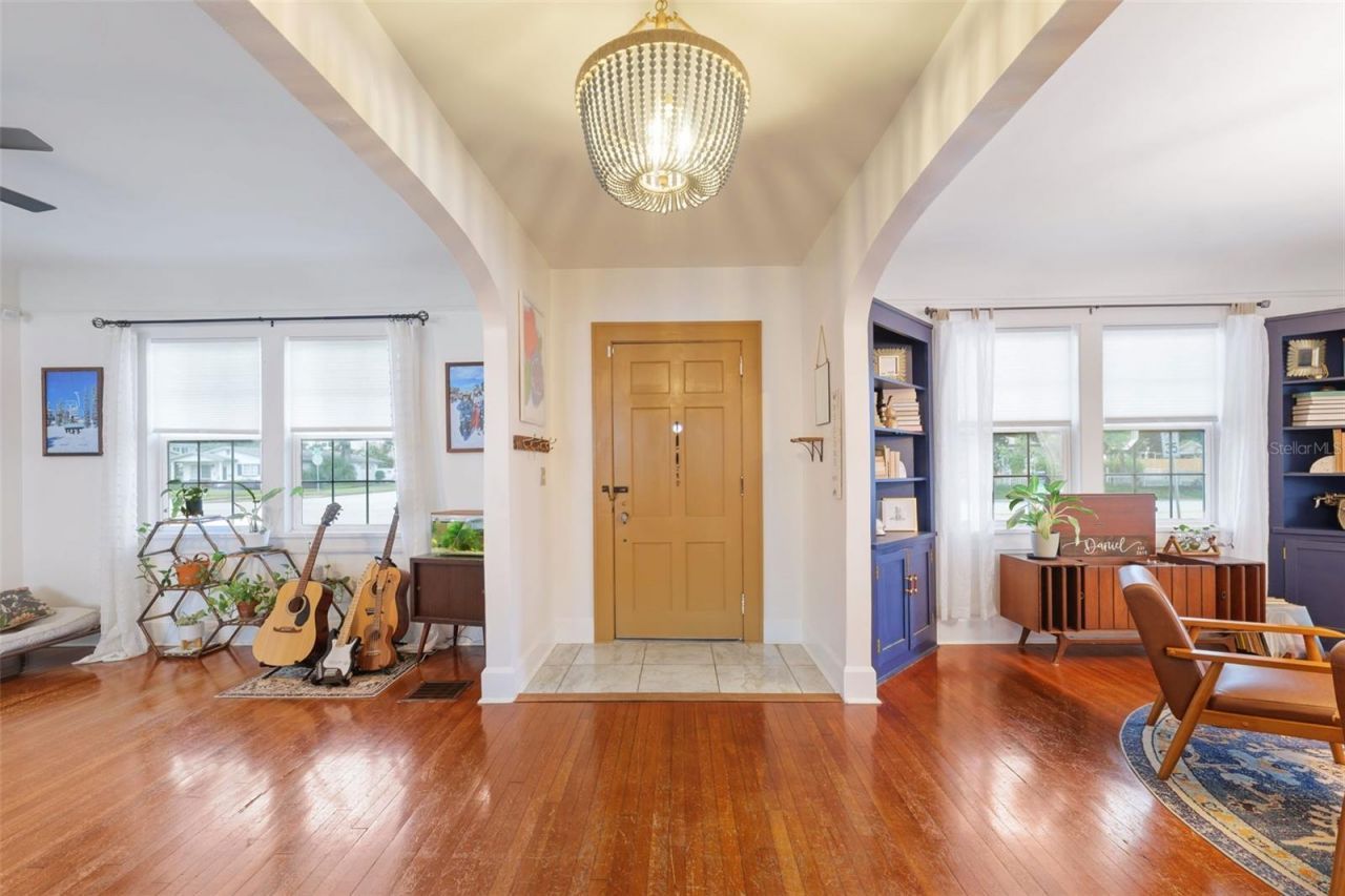 4805 16th Street N, Saint Petersburg, FL 33703 Photo