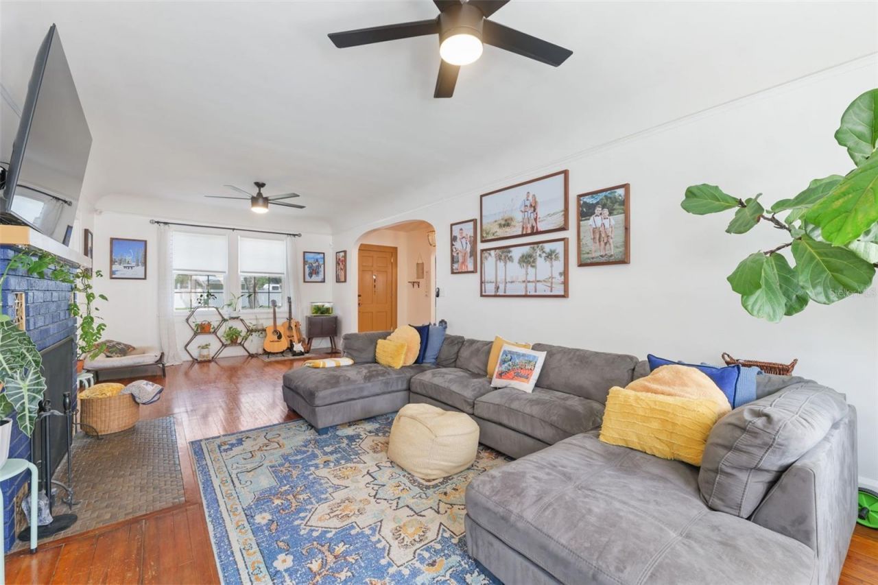 4805 16th Street N, Saint Petersburg, FL 33703 Photo