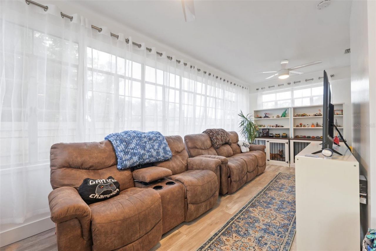 4805 16th Street N, Saint Petersburg, FL 33703 Photo