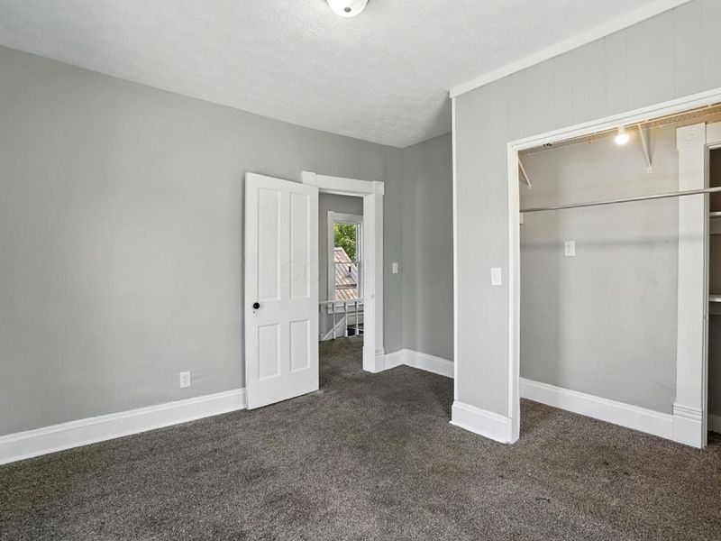 928 Miller Avenue, Columbus, OH 43206 Photo 8