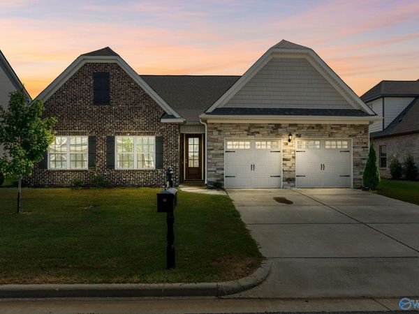 24389 Beacon Circle, Athens, AL 35613