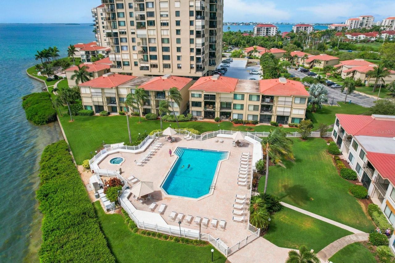 6269 Palma Del Mar Boulevard S, Unit 302, Saint Petersburg, FL 33715 Photo