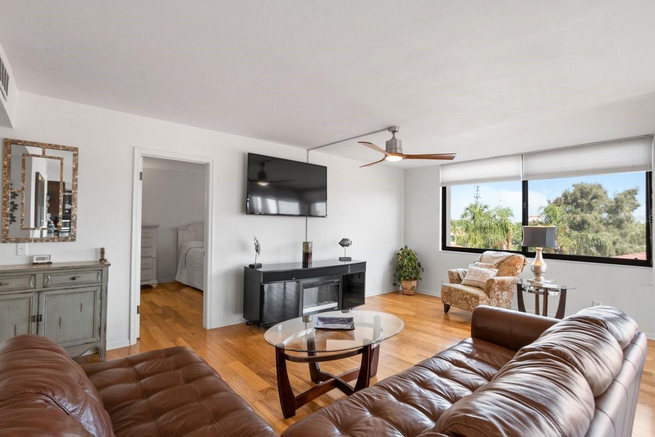 6269 Palma Del Mar Boulevard S, Unit 302, Saint Petersburg, FL 33715 Photo