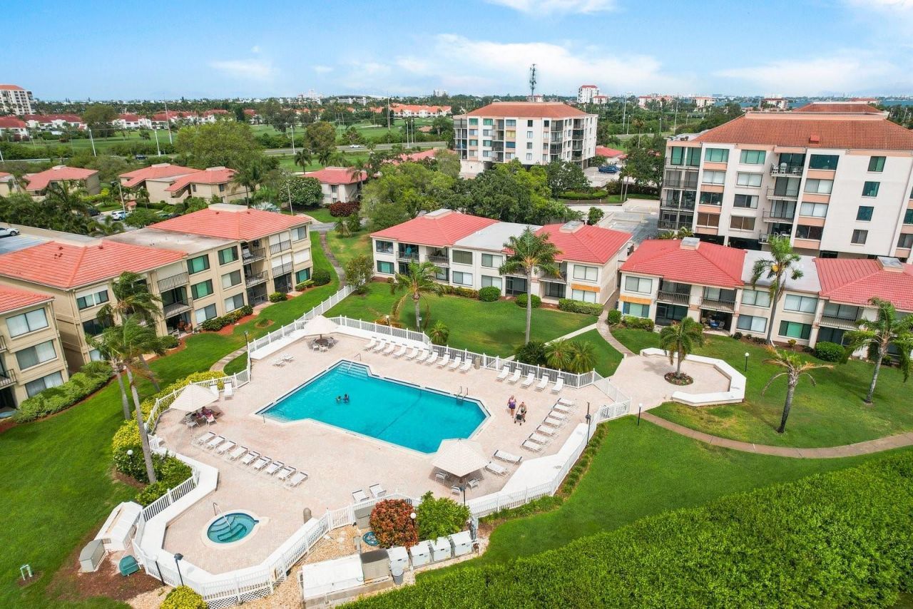 6269 Palma Del Mar Boulevard S, Unit 302, Saint Petersburg, FL 33715 Photo