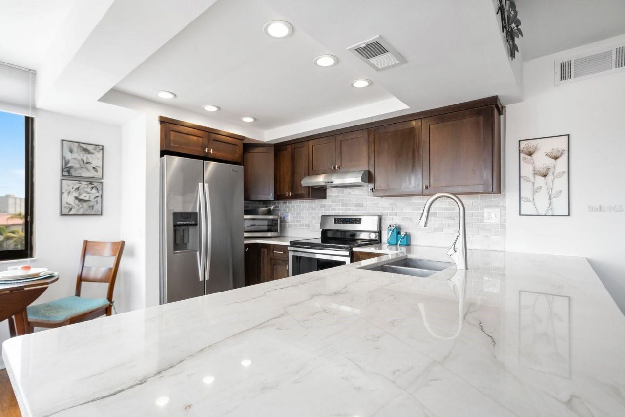 6269 Palma Del Mar Boulevard S, Unit 302, Saint Petersburg, FL 33715 Photo