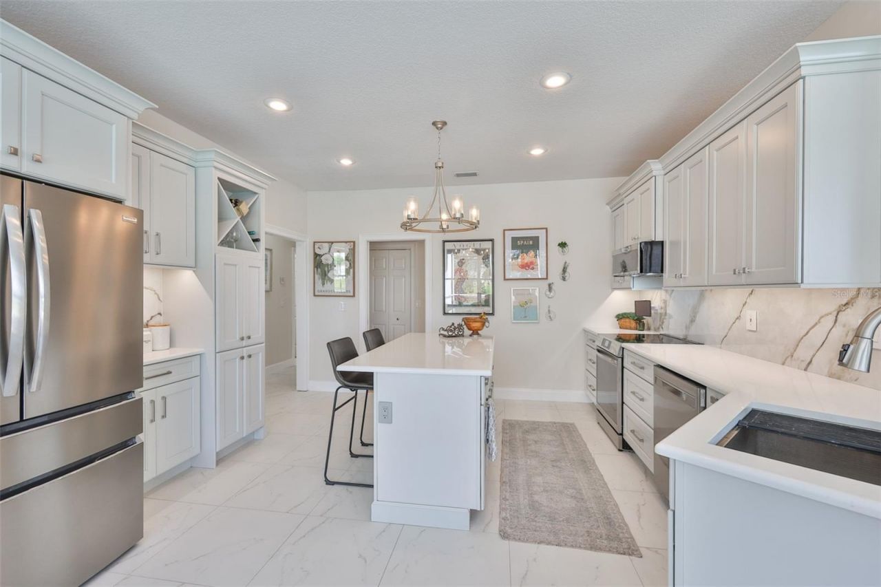 2327 Platinum Drive, Sun City Center, FL 33573 Photo