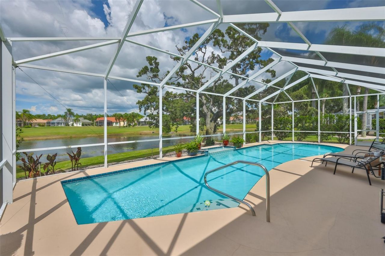 2327 Platinum Drive, Sun City Center, FL 33573 Photo