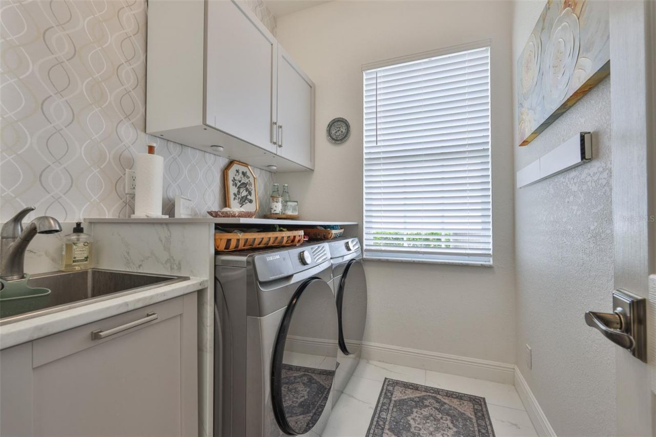 2327 Platinum Drive, Sun City Center, FL 33573 Photo